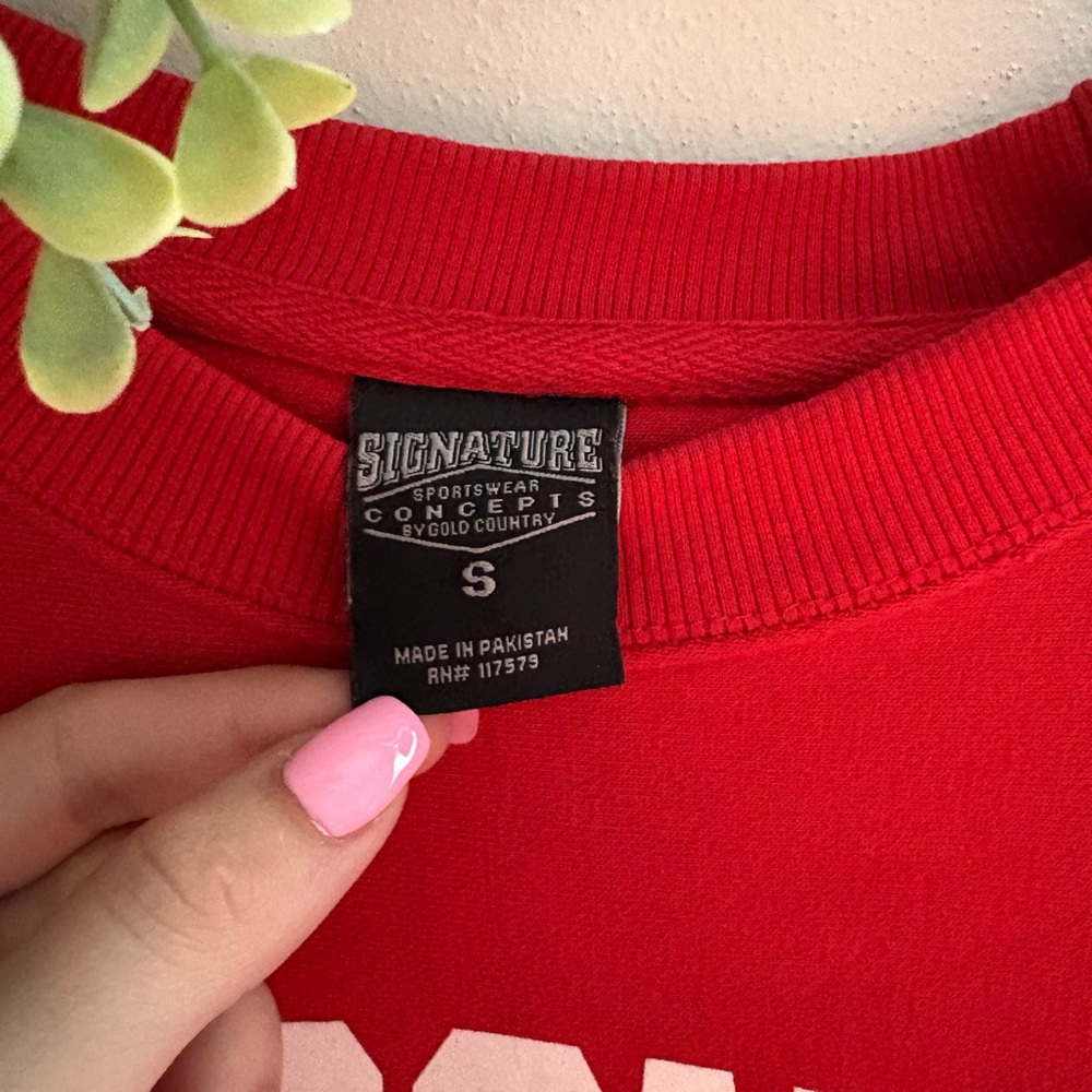 Wisconsin Red Sweater - Picture 2 of 2